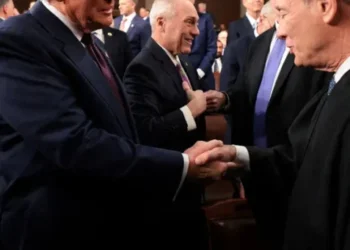 ‘Are you stupid?’ Expert says Trump DOJ just ‘antagonized’ Supreme Court at a crucial time