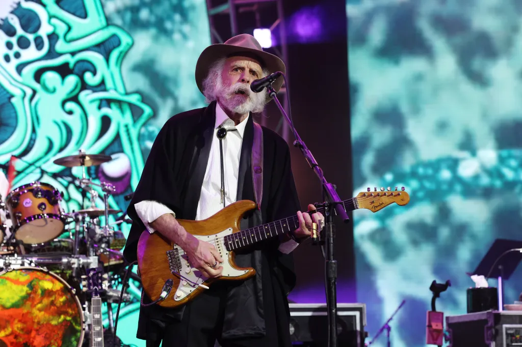 Honoree Bob Weir of Dead & Company and of the Grateful Dead performs onstage during the 2025 MusiCares Persons of the Year Honoring The Grateful Dead at Los Angeles Convention Center on January 31, 2025 in Los Angeles, California.