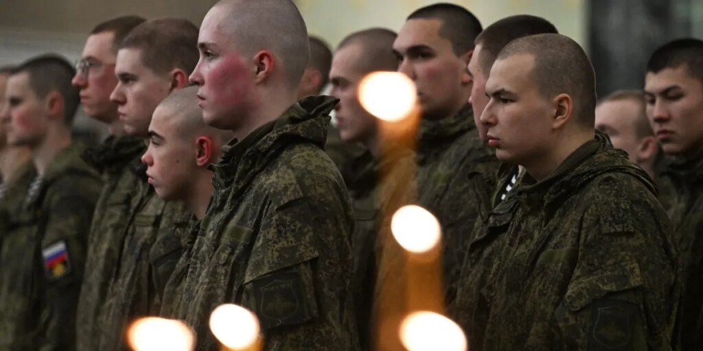 Moscow cheers NATO crisis as the Ukraine war stifles Russia’s economy, forcing companies to use 4-day weeks and lay off workers