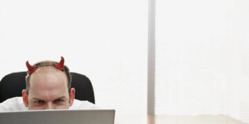 As Microsoft Stuffs Windows With AI, New Update Prevents Users From Turning Off Their PCs Entirely