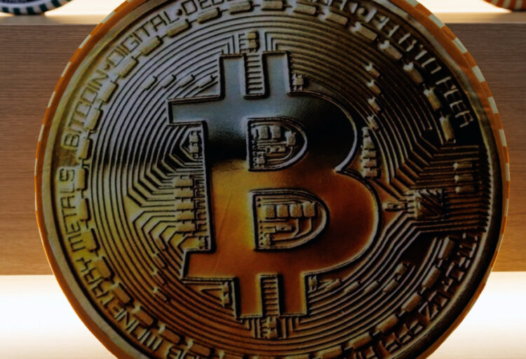 Crypto market reels in face of tariff turmoil, Bitcoin falls below $90,000 as key legislation stalls