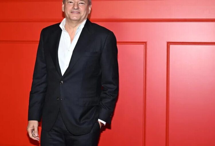 On Netflix’s earnings call, confident co-CEOs can’t quell investors’ fears about the Warner Bros. bid