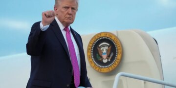 Republicans put on notice as Trump eyes ‘norm-shattering’ midterm plot