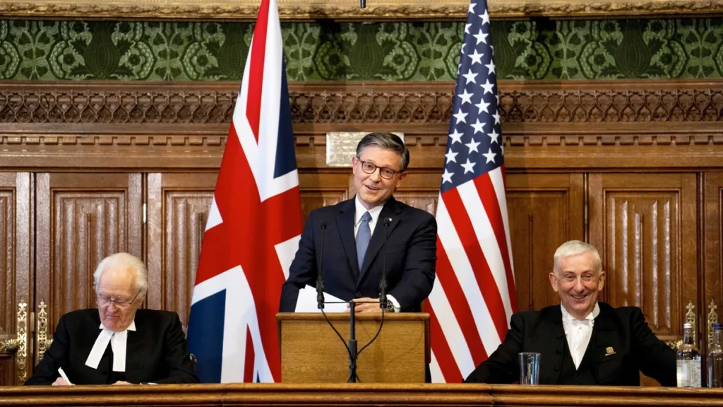 Republicans losing midterm enthusiasm as Trump overshadows GOP in Congress: poll