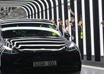 Elon Musk predicts ‘agonizingly slow’ Cybercab and Optimus rollout. But he’s not giving up on Tesla’s big bet on robots