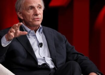 Ray Dalio studied 500 years of history and says there are 5 cycles driving today’s markets with the same patterns repeating ‘like a movie’