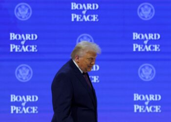 Trump has ‘good’ meeting with Zelensky in Davos as envoys head to Moscow