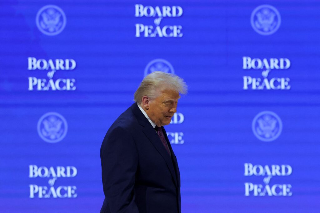 Trump has ‘good’ meeting with Zelensky in Davos as envoys head to Moscow