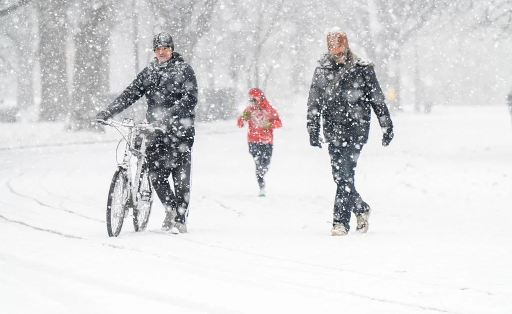 How To Stay Safe and Warm In Extreme Cold Weather