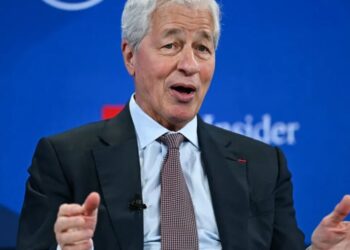 JPMorgan CEO Jamie Dimon says he welcomes government ban on mass-firing people for AI: ‘We’re going to cure a lot of cancers’
