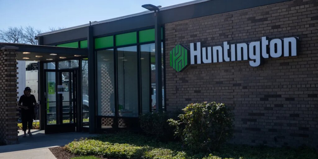 After 160 Years, Huntington is still opening branches—and it’s powering digital growth, says CFO