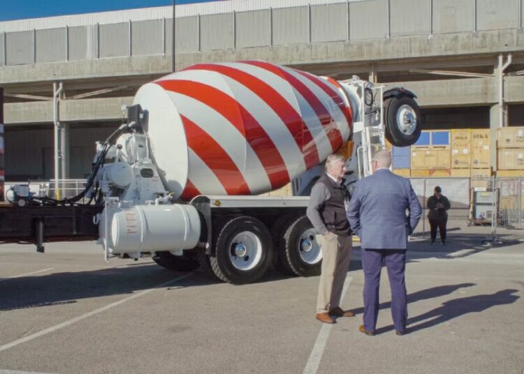 ‘The History of Concrete’ Review: John Wilson Cements Status as an Essential Artist for Our Uncertain Times