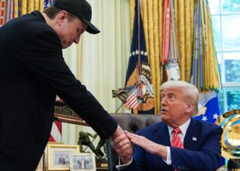 The great power gap: Billionaires are 4,000 times more likely to hold office than you are, and Oxfam warns it’s ruining democracy