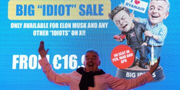 Elon Musk Is So Unlikable That His Feud With Random Airline Is Doing Wonders for Sales, Says CEO