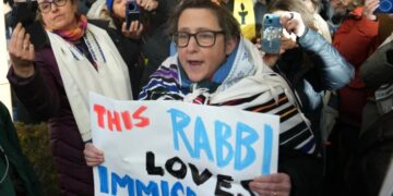 Minneapolis’ icy ICE rally sees 100 clergy arrested as thousands protest ‘federal occupation’