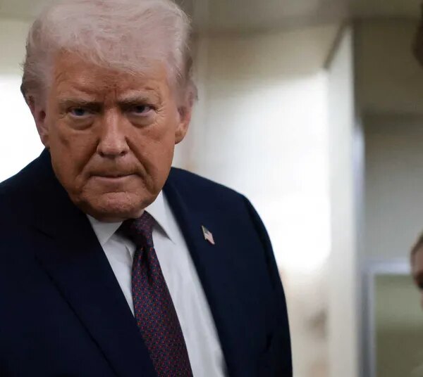 Democrats laugh as Trump hits campaign trail early amid sinking poll numbers