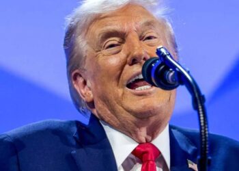 Bully Trump just got battered