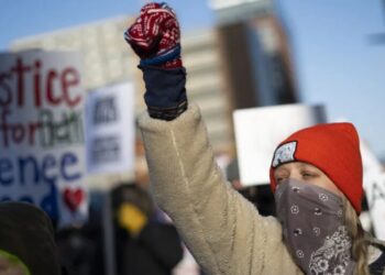 CEOs, long silent on Trump’s immigration crackdown, seem to hit their breaking point over killing of Alex Pretti in Minnesota