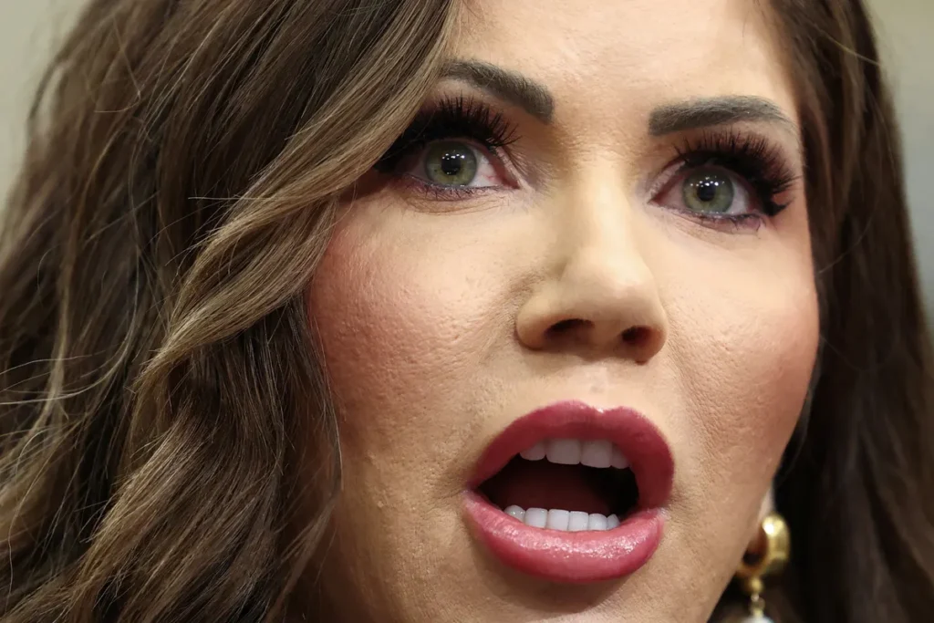 Trump sends right-hand man into Minneapolis as expert suggests Kristi Noem is finished