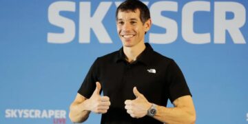 ‘It was very windy, so I was like, don’t fall off the spire’: American rock climber scales Taipei 101 skyscraper in just 90 minutes with no ropes