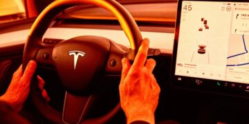 Tesla Kills Autopilot After Storm of Criticism, Paywalls Basic Features