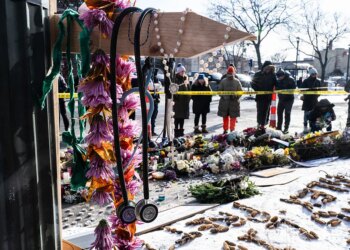 Federal Health Workers Warn DHS Is Driving a ‘Growing Public Health Crisis’ After Alex Pretti Shooting