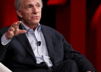 Ray Dalio says the U.S. is a ‘tinderbox’ after the Minneapolis shooting and Trump risks a ‘more clear civil war’