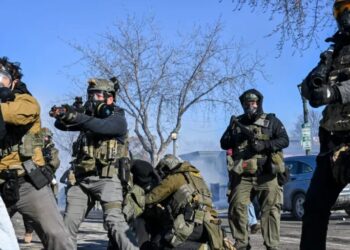 Minnesota Republican quits governor race, says GOP can’t win