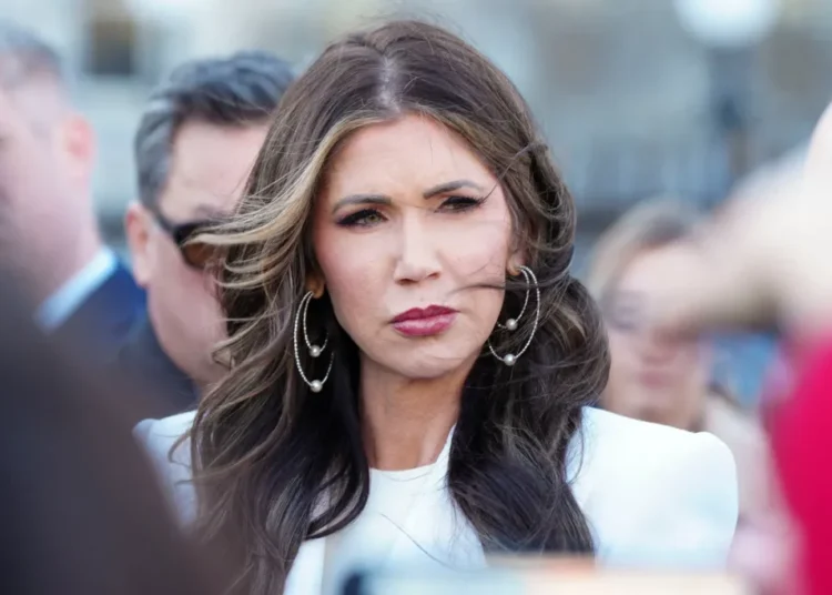 Another Republican breaks ranks and calls for congressional hearings on ICE killings