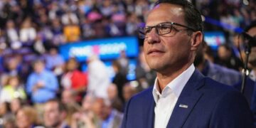 Can Josh Shapiro Turn His Jewishness Into an Asset?