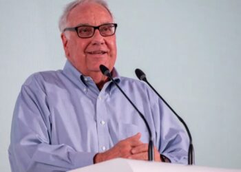 Warren Buffett’s son signals a huge change for philanthropy as he prepares to give away $150 billion