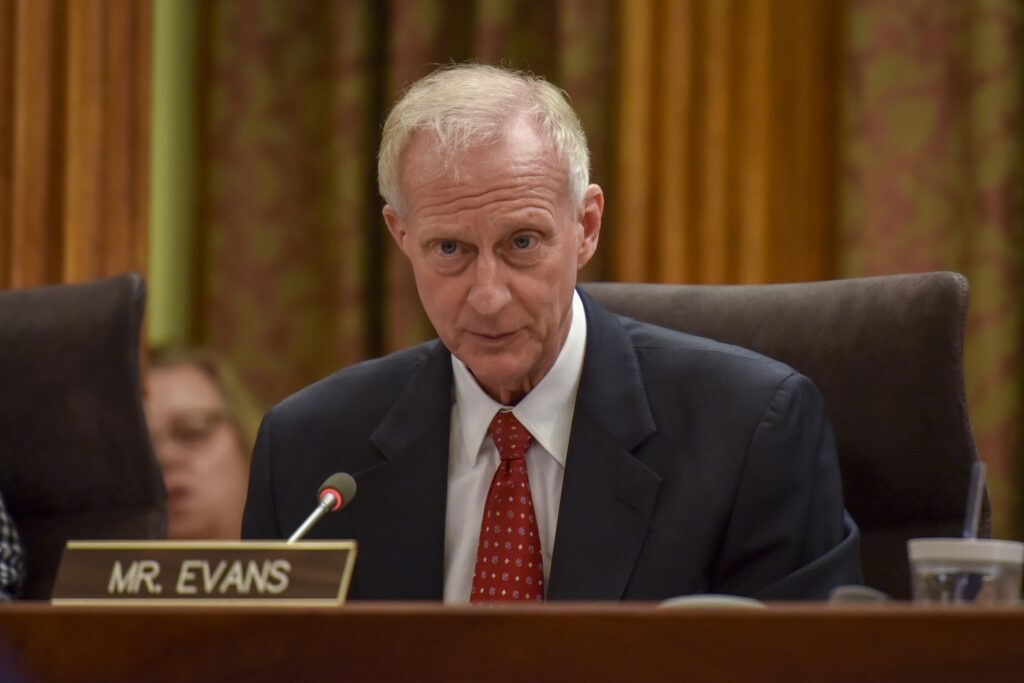 Jack Evans, who left D.C. Council amid scandal, to run for chairman