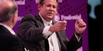 Fed favorite Rick Rieder manages a $2.4 trillion BlackRock portfolio—and knows more about the bond market than anyone in America