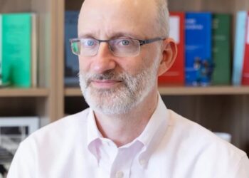 An architect of California’s billionaire tax says he’s an ‘enthusiastic capitalist,’ but the system ‘doesn’t seem to be working.’ He’s got a plan