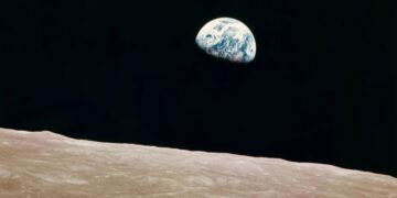 Astronauts Are Going Back to the Moon For The First Time in Half a Century