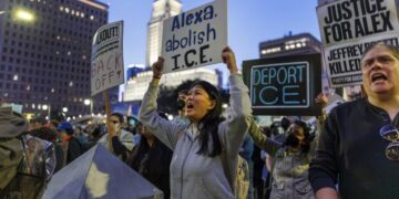 Immigration raids pick up in L.A. as federal tactics shift. Arrests happen in ‘as fast as 30 seconds’