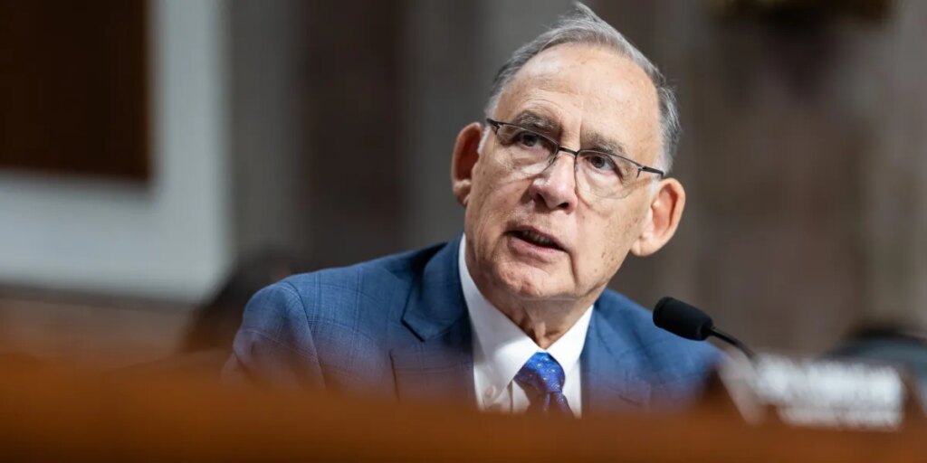 Landmark crypto bill clears Senate hurdle but Democrats withhold support over lack of ‘gryfto’ rules to prevent Trump family conflicts of interest