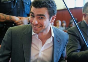 Pizza cutter-wielding FBI imposter tried to break Luigi Mangione out of jail, authorities say