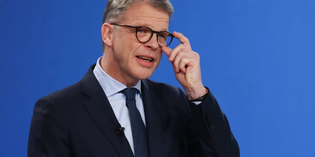 German prosecutors’ raid on Deutsche Bank hurts the lender’s attempts to leave its long history of compliance failures in the past