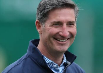 Starbucks CEO Brian Niccol’s turnaround plan includes measuring stores on just five metrics