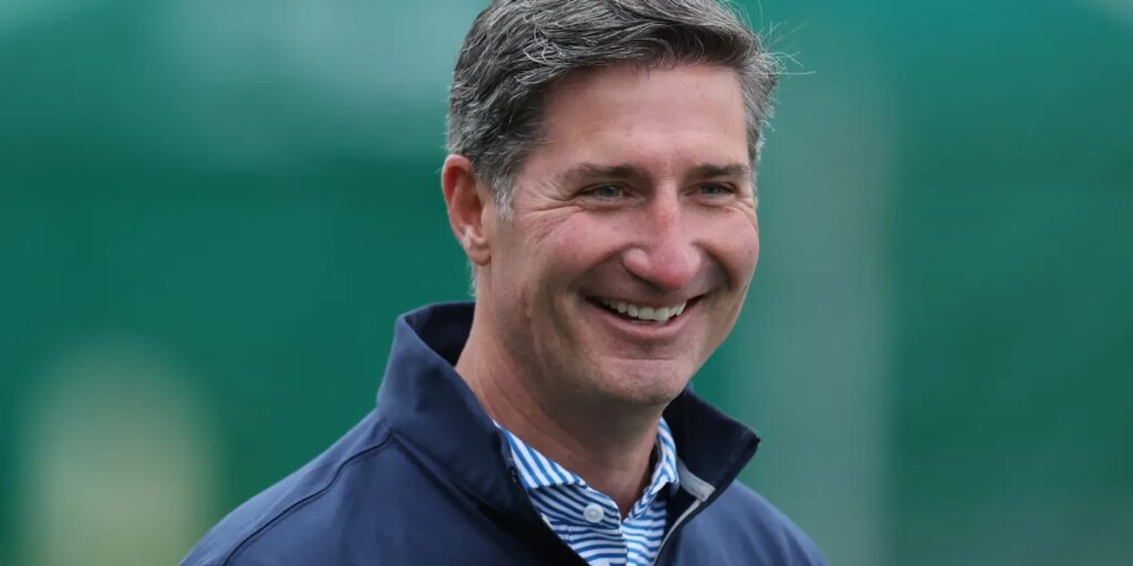 Starbucks CEO Brian Niccol’s turnaround plan includes measuring stores on just five metrics