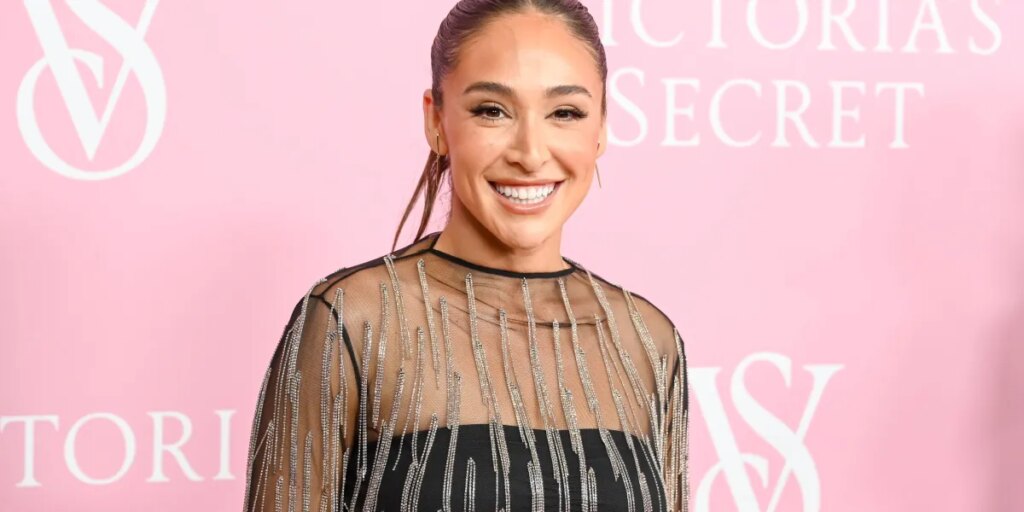 She founded a $400 million fitness app and became a self-made millionaire at 22—but Kayla Itsines says real cash flow came after buying a gas station