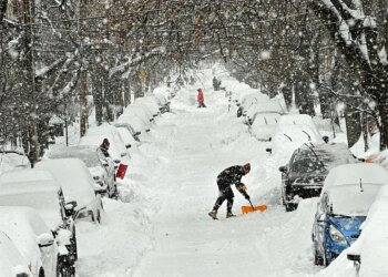 Snow Storms in North America. A Record Heat Wave in Australia. Is This Climate Change?