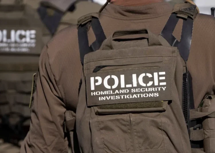 DHS deal to buy warehouse collapses after company learns of ICE’s plans