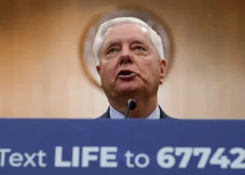 Lindsey Graham erupts at House GOP as shutdown looms over blocked lawsuit provision