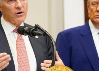 Dr Oz hit by humiliating putdown as he tries to shame LA