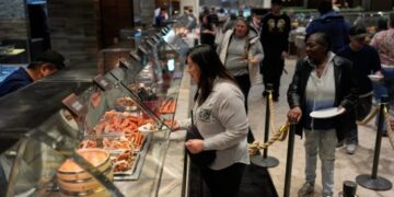 Old-school Las Vegas buffets with cheap eats are disappearing, replaced by ‘luxury’ options, trendy food halls, and celebrity chef restaurants