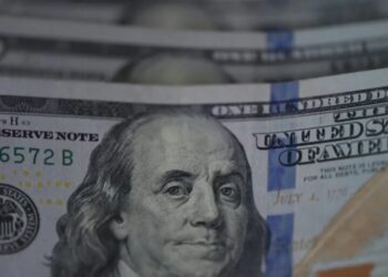 Trump thinks a weaker dollar is great, but the U.S. needs a stable currency as national debt heads toward $40 trillion, former Fed president says