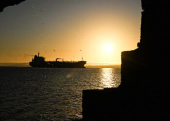 Can Cuba Survive Without Venezuela’s Oil?