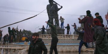 Syrian Government and Kurdish-led Force Agree to Unite After Clashes